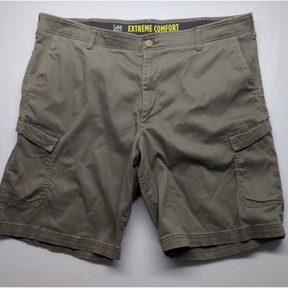 Lee Extreme Motion Men's Dark Gray Cargo Shorts Size 44 Multiple Cargo Pockets